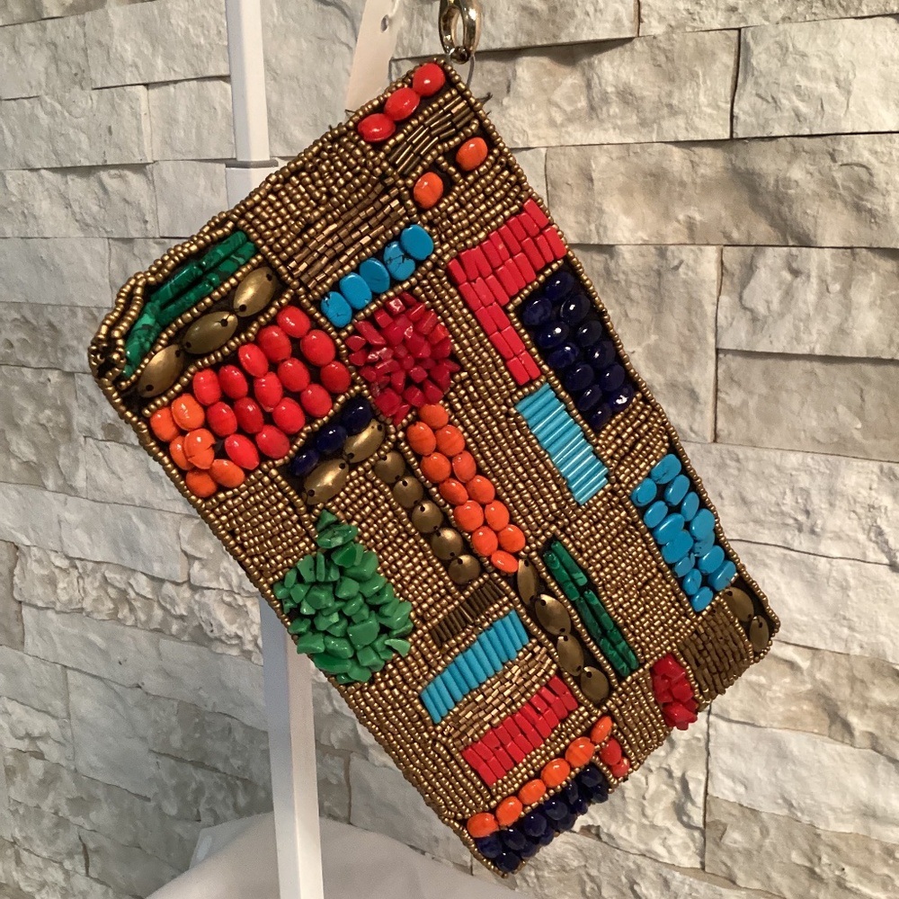 Sorpresa Colorfully Beaded Color Block Clutch